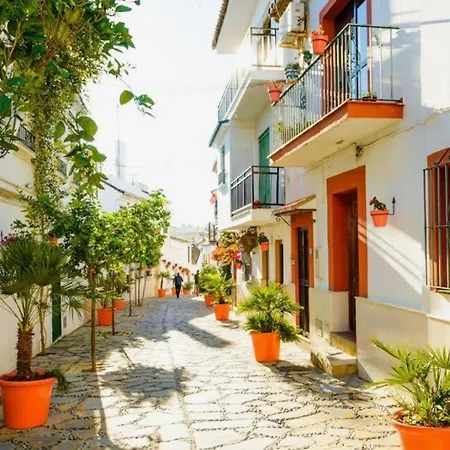 Beachfront Townhouse Estepona Exterior photo