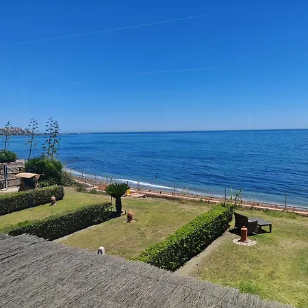 Beachfront Townhouse Estepona Exterior photo